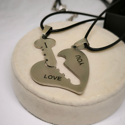 Papuošalų rinkinys porai "I love you"