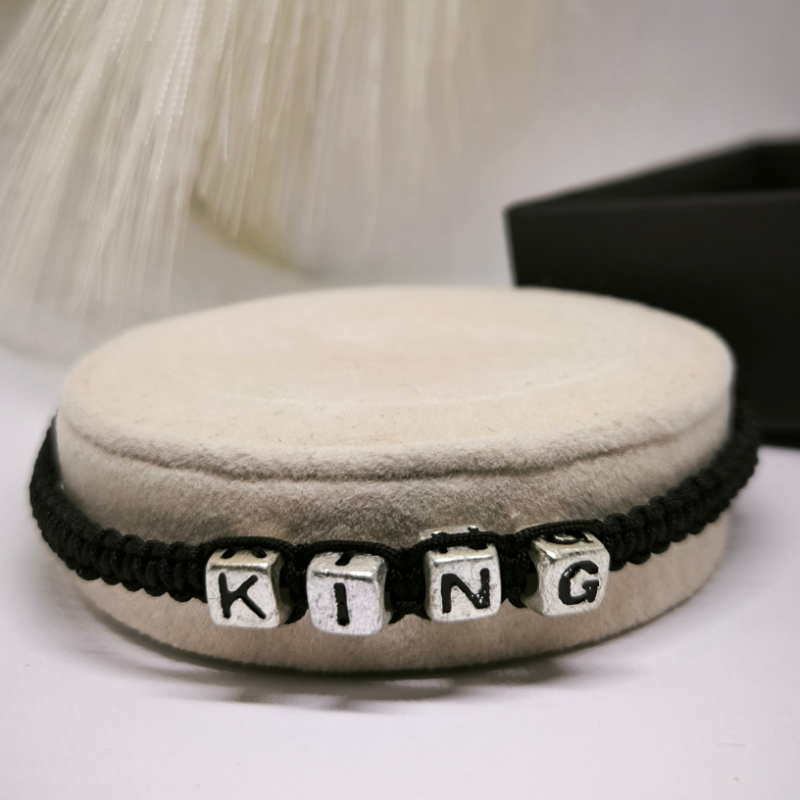 Medžiaginės apyrankės ,,King ir Queen"