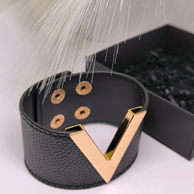 Masyvi, odinė apyrankė