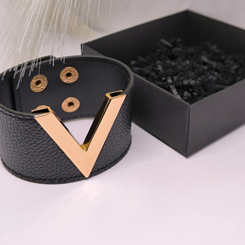 Masyvi, odinė apyrankė