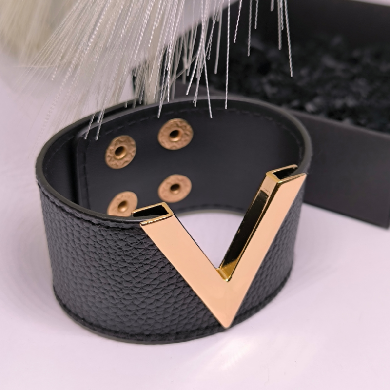 Masyvi, odinė apyrankė