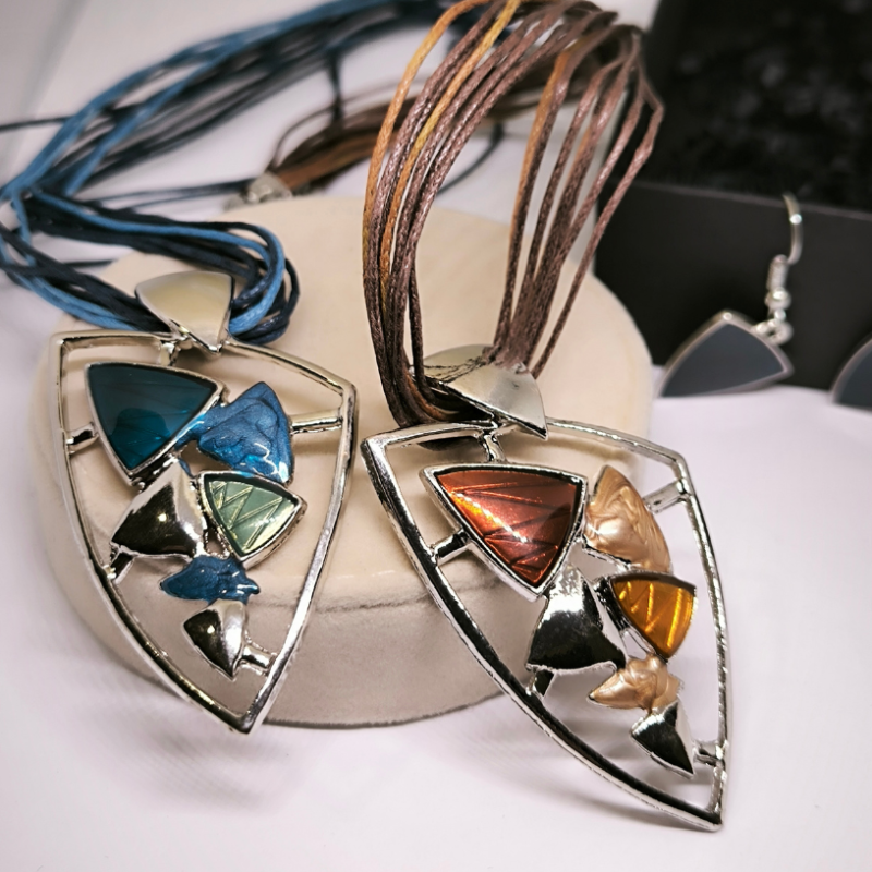 Papuošalų rinkinys ,,Geometrija"