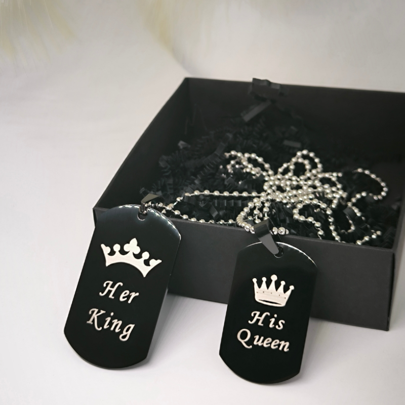 Kaklo papuošalų rinkinys porai ,,King and Queen"