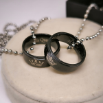 Kaklo papuošalų rinkinys porai ,,King and Queen rings"