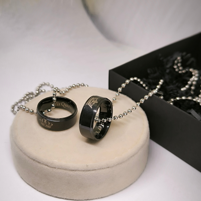 Kaklo papuošalų rinkinys porai ,,King and Queen rings"