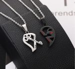 Kaklo papuošalų rinkinys porai ,,Puzzle"
