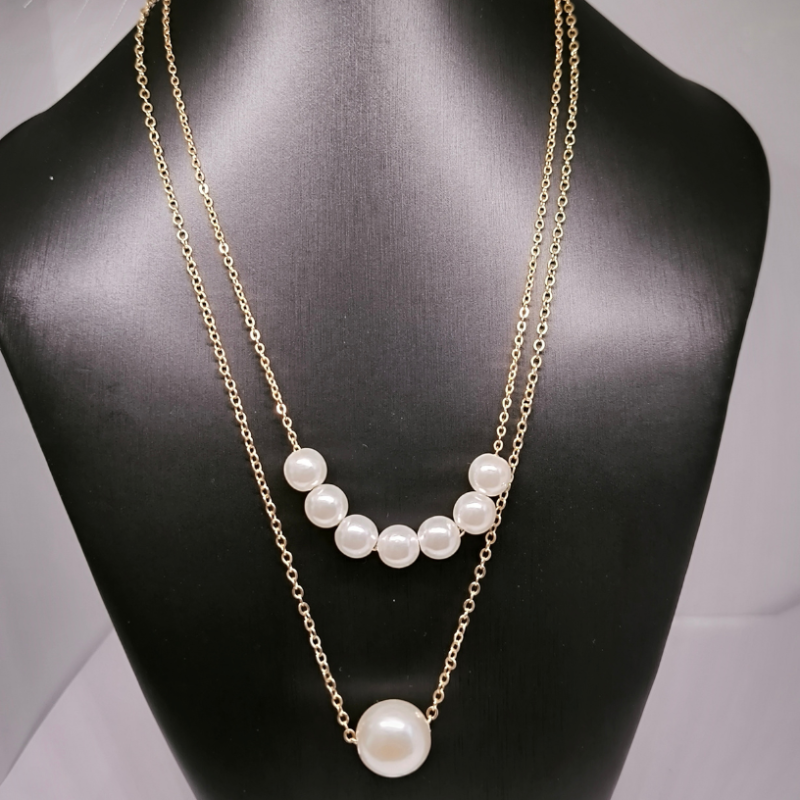 Kaklo papuošalas ,,Pearls"