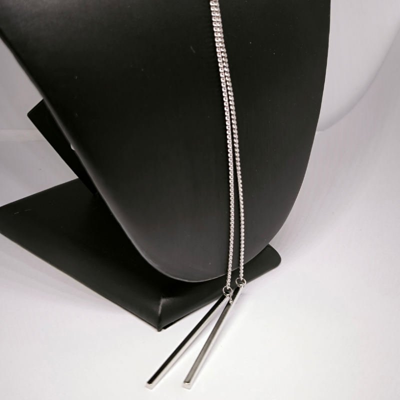 Universalus minimalistinis pakabukas „Dviguba asmenybė“