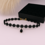 Čokeris (choker) iš gėlyčių