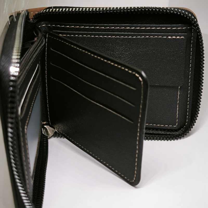 Kortelių dėklas "Tikram vyrui"