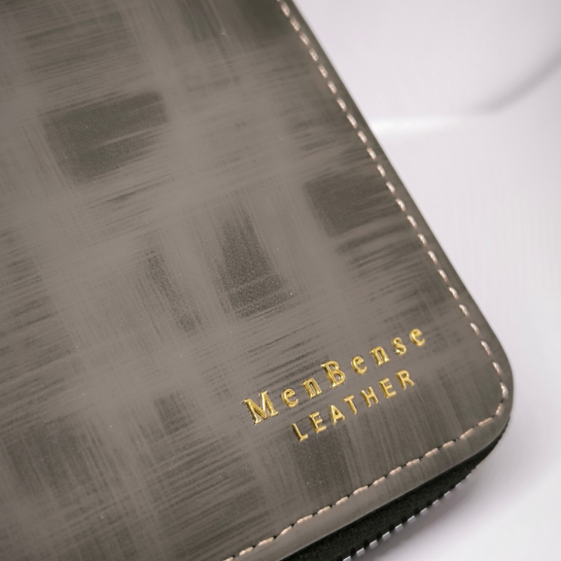 Kortelių dėklas "Tikram vyrui"