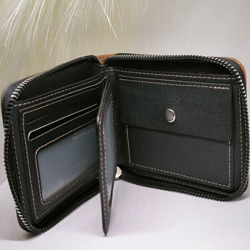 Kortelių dėklas "Tikram vyrui"