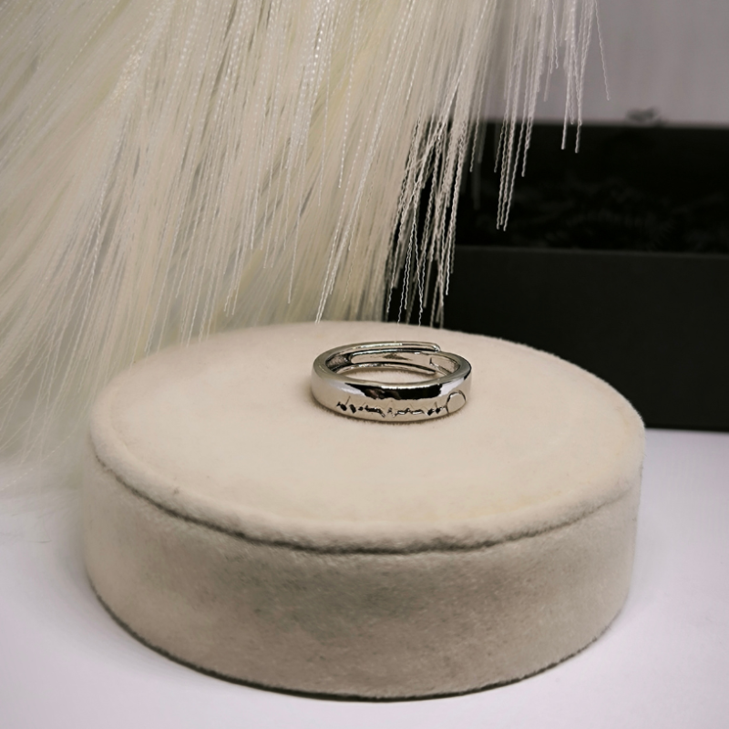 Žiedų rinkinys porai ,,Širdies plakimas" Žiedų rinkinys porai ,,Širdies plakimas"