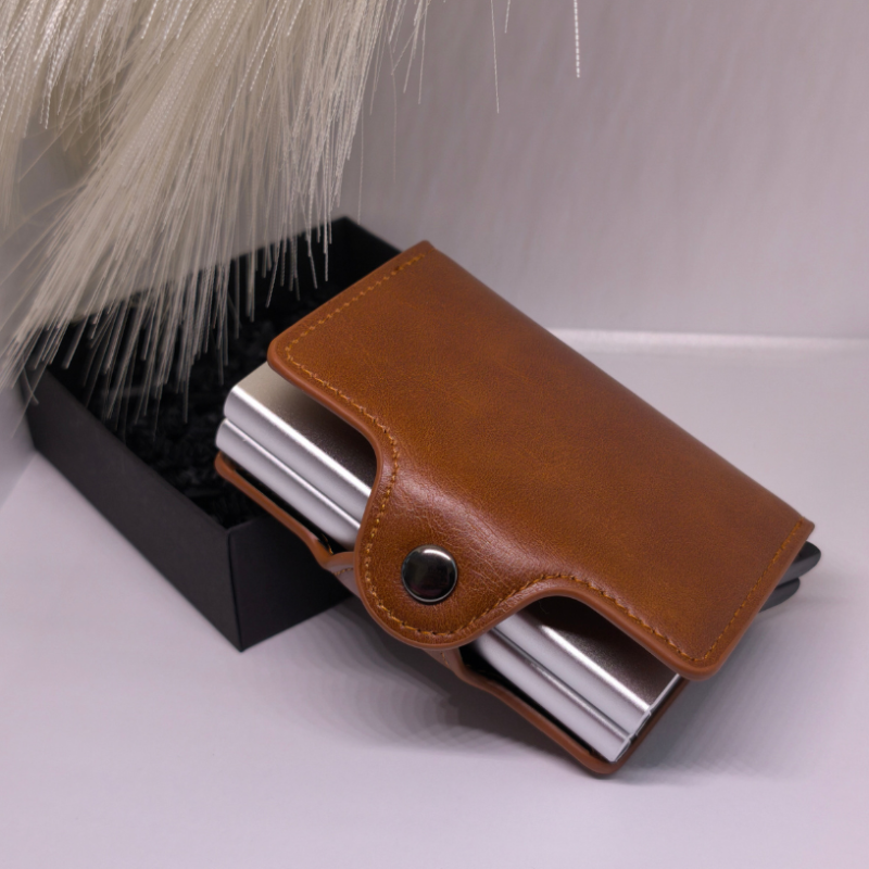 Kortelių dėklas „Brown Secure“