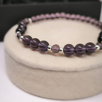 Moteriška apyrankė „Violetinė Ramybė“