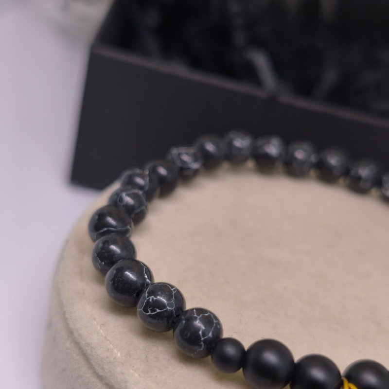 Personalizuota magnetinė apyrankė „Visada šalia“
