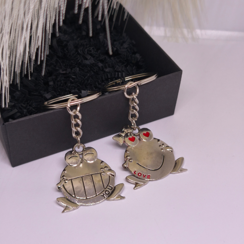 Raktų pakabukai „Meilės varlytės“