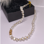 Rankų darbo kaklo papuošalas „Auksinis prisilietimas“