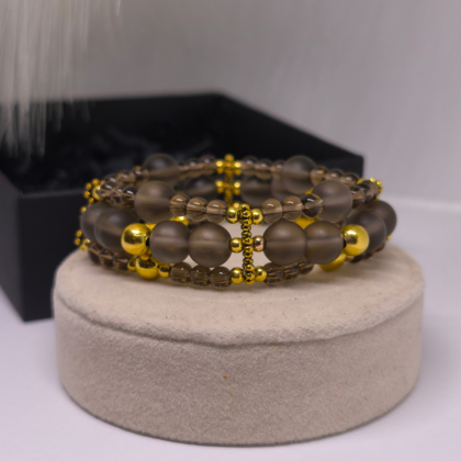 Rankų darbo apyrankė „Dūminis spindesys“