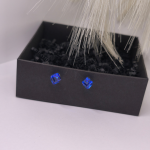 Magnetiniai auskarai „Karališkas safyras“