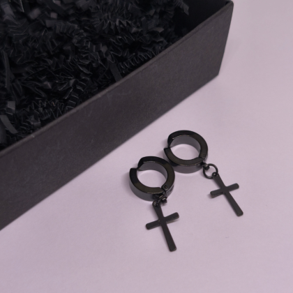 Klipsai „Juodoji klasika“