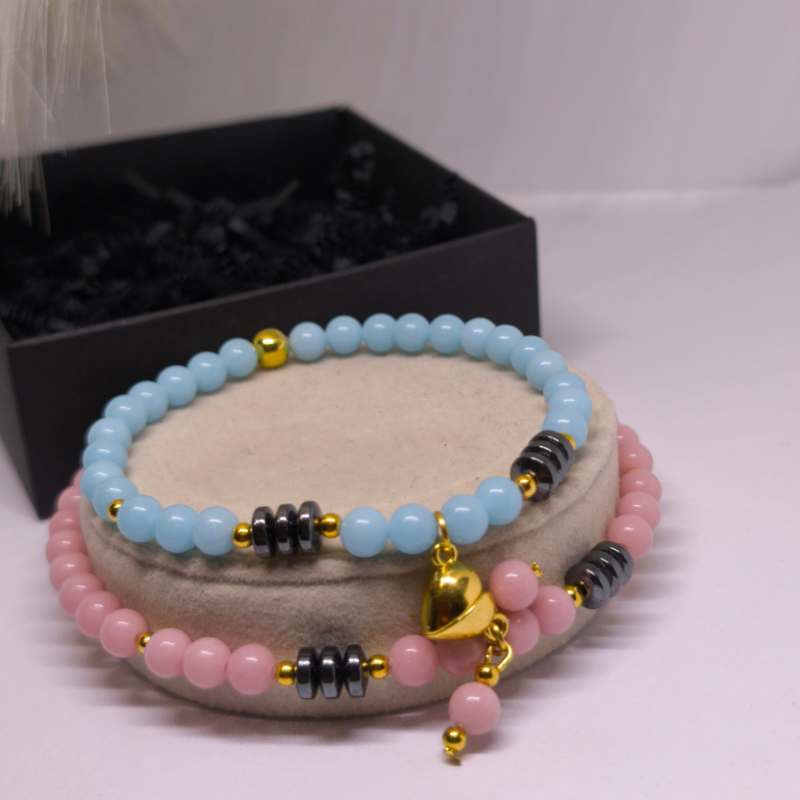 Rankų darbo apyrankės poroms „Meilės šviesa“