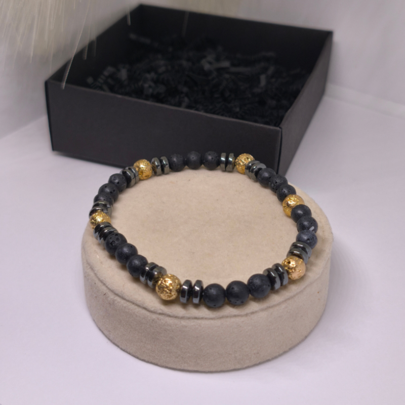 Rankų darbo apyrankė „Auksinis vulkanas“