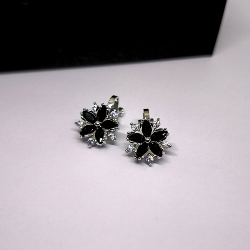 Auskarai - klipsai „Nakties žiedai“