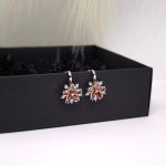 Auskarai - klipsai „Ugniniai žiedlapiai“