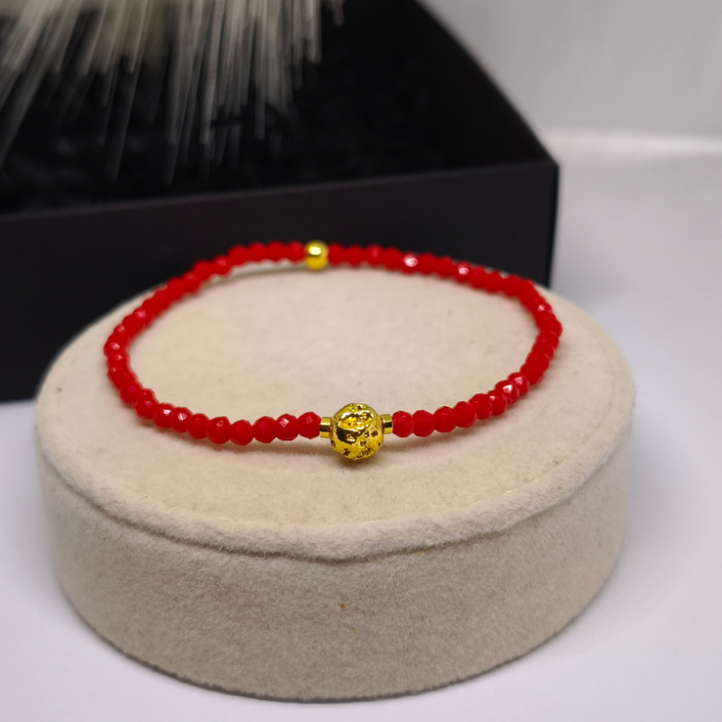 Rankų darbo apsaugos ir sėkmės apyrankė