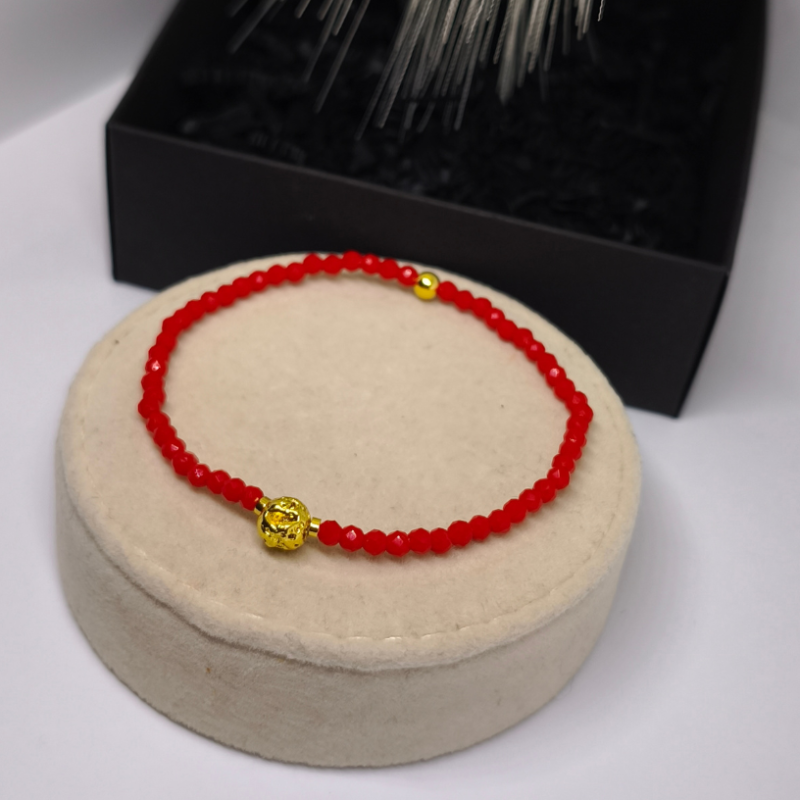 Rankų darbo apsaugos ir sėkmės apyrankė