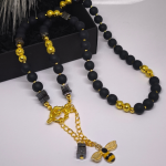 Rankų darbo kaklo papuošalas ,,Bitė" Rankų darbo kaklo papuošalas ,,Bitė"