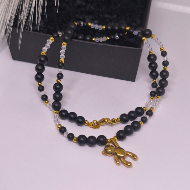 Rankų darbo kaklo papuošalas „Auksinis meškutis“