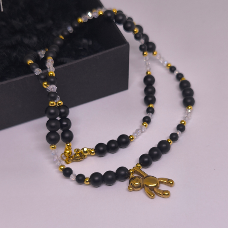 Rankų darbo kaklo papuošalas „Auksinis meškutis“