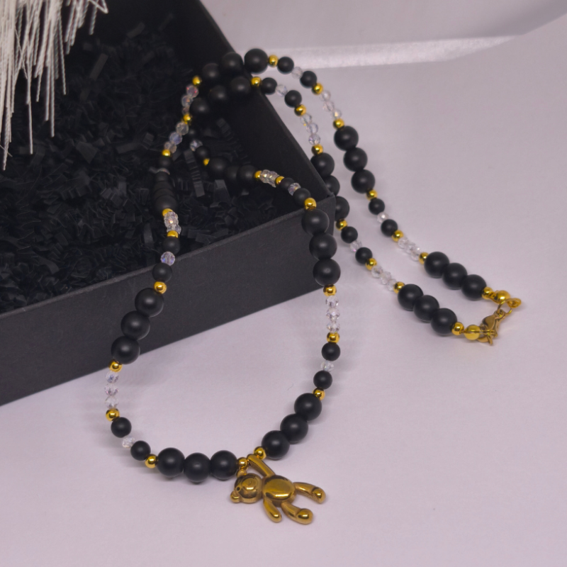 Rankų darbo kaklo papuošalas „Auksinis meškutis“