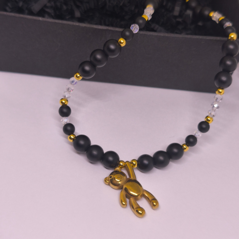 Rankų darbo kaklo papuošalas „Auksinis meškutis“