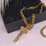 Vyriškas kaklo papuošalas „Balansas“ Vyriškas kaklo papuošalas „Balansas“