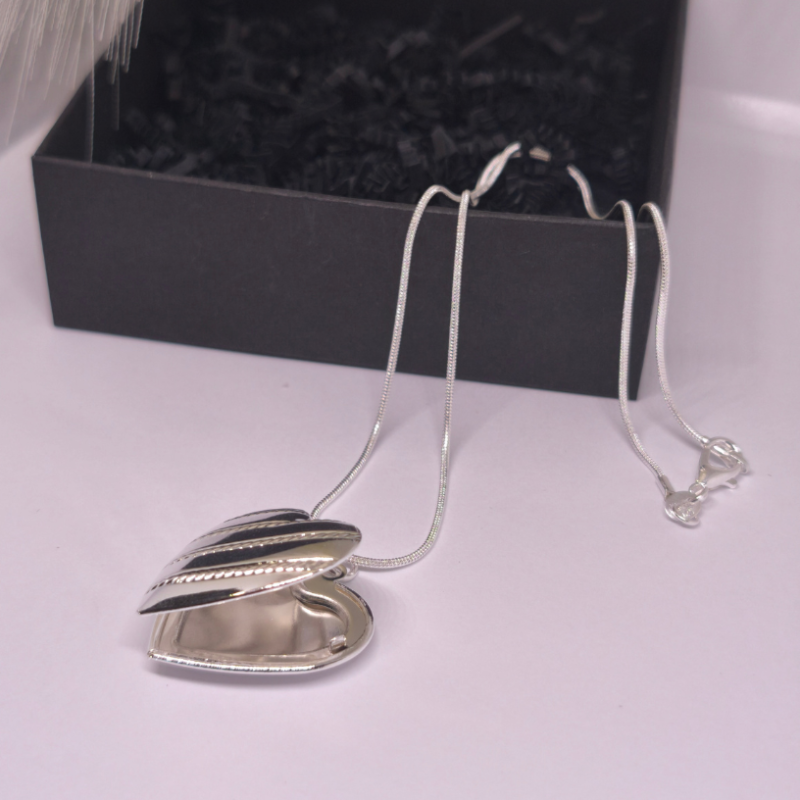 Medalionas „Jausmų ritmas“