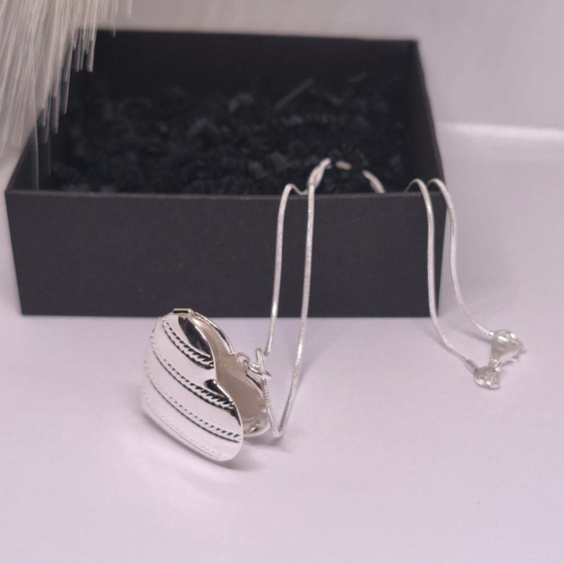 Medalionas „Jausmų ritmas“