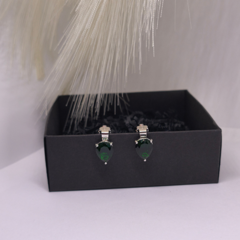 Auskarai – klipsai „Žalieji lašeliai“