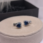 Auskarai – klipsai „Safyrinė širdis“