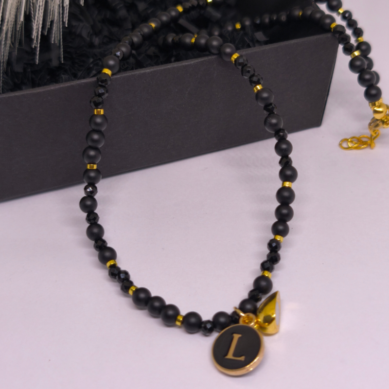 Personalizuotas rankų darbo kaklo papuošalas „Širdies atspindys“