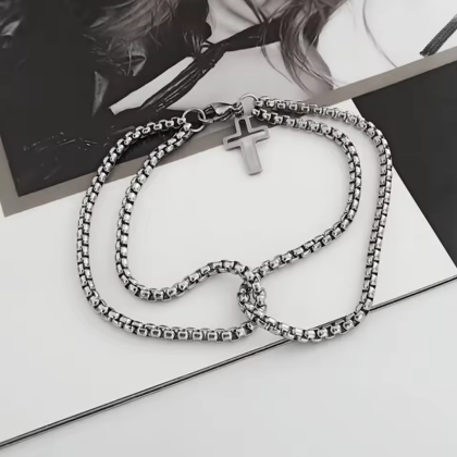 Vyriška apyrankė „Stabilumas“