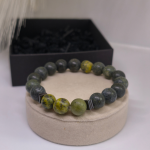 Rankų darbo apyrankė ,,Gamtos energija"