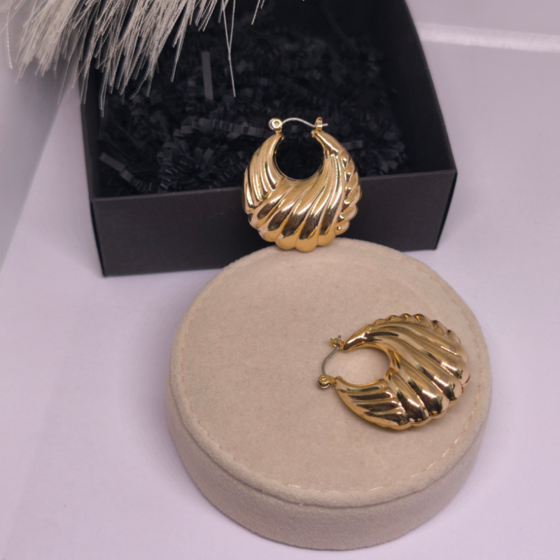 Auskarai „Auksinė vėduoklė“